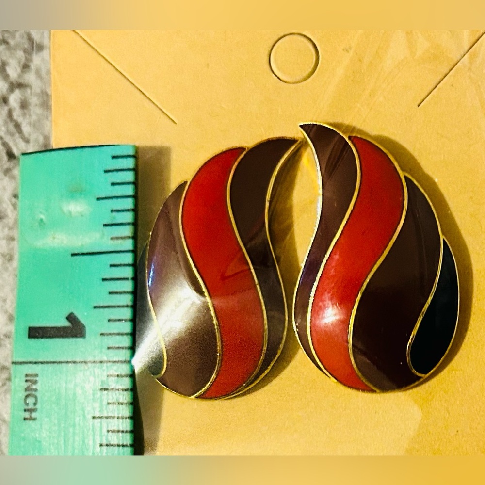 Vintage Gold/Plated Red and Brown Flame Earrings. - Picture 5 of 5